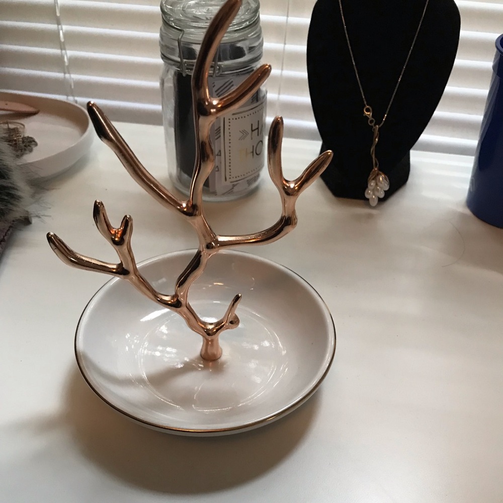 Laura ashley tree jewelry holder